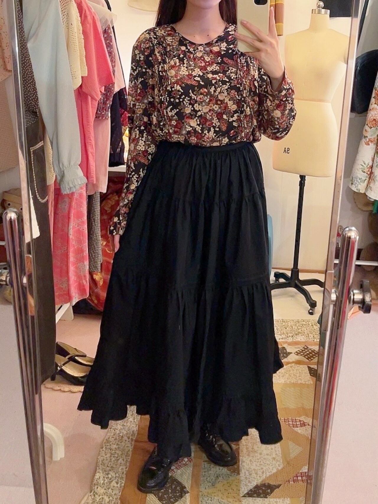 KETTY / rose flower pintuck blouse