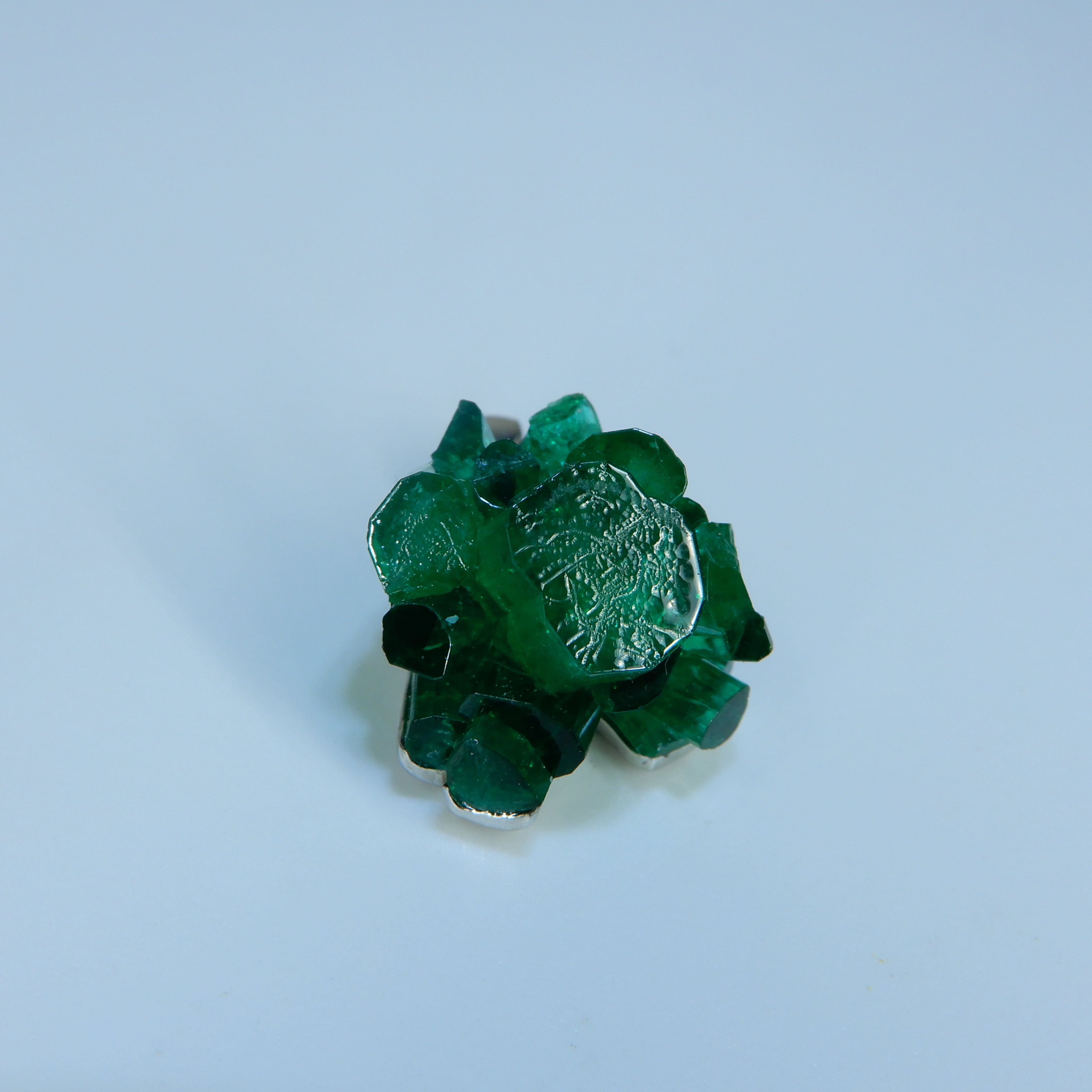エメラルド 原石 結晶 33.7g 引き締める