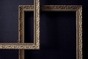 1900s フランス 34c 金の百合と金の卵と漆喰レリーフのある額縁b アンティーク
