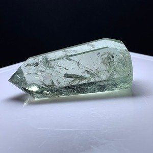 10.癒しのグリーンの色合い♪プラシオライト ポイント