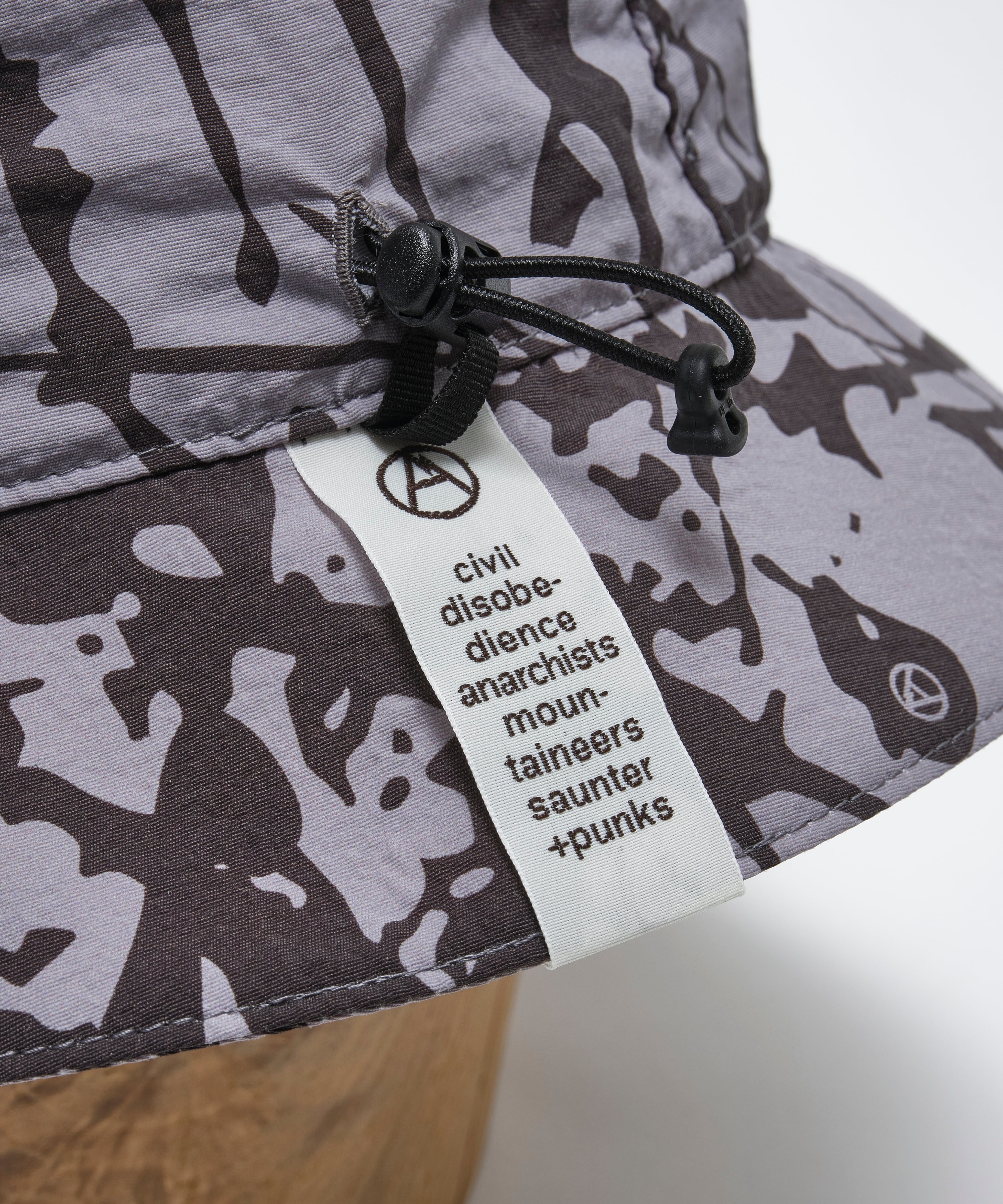 MOUNTAIN RESEARCH / SPLATRAIL HAT | st. valley house - セント