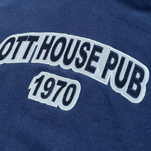 【JERZEES】MEXICO製 刺繍 アーチロゴ パーカー プルオーバー フーディー スウェット OTT HOUSE PUB X-LARGE US古着