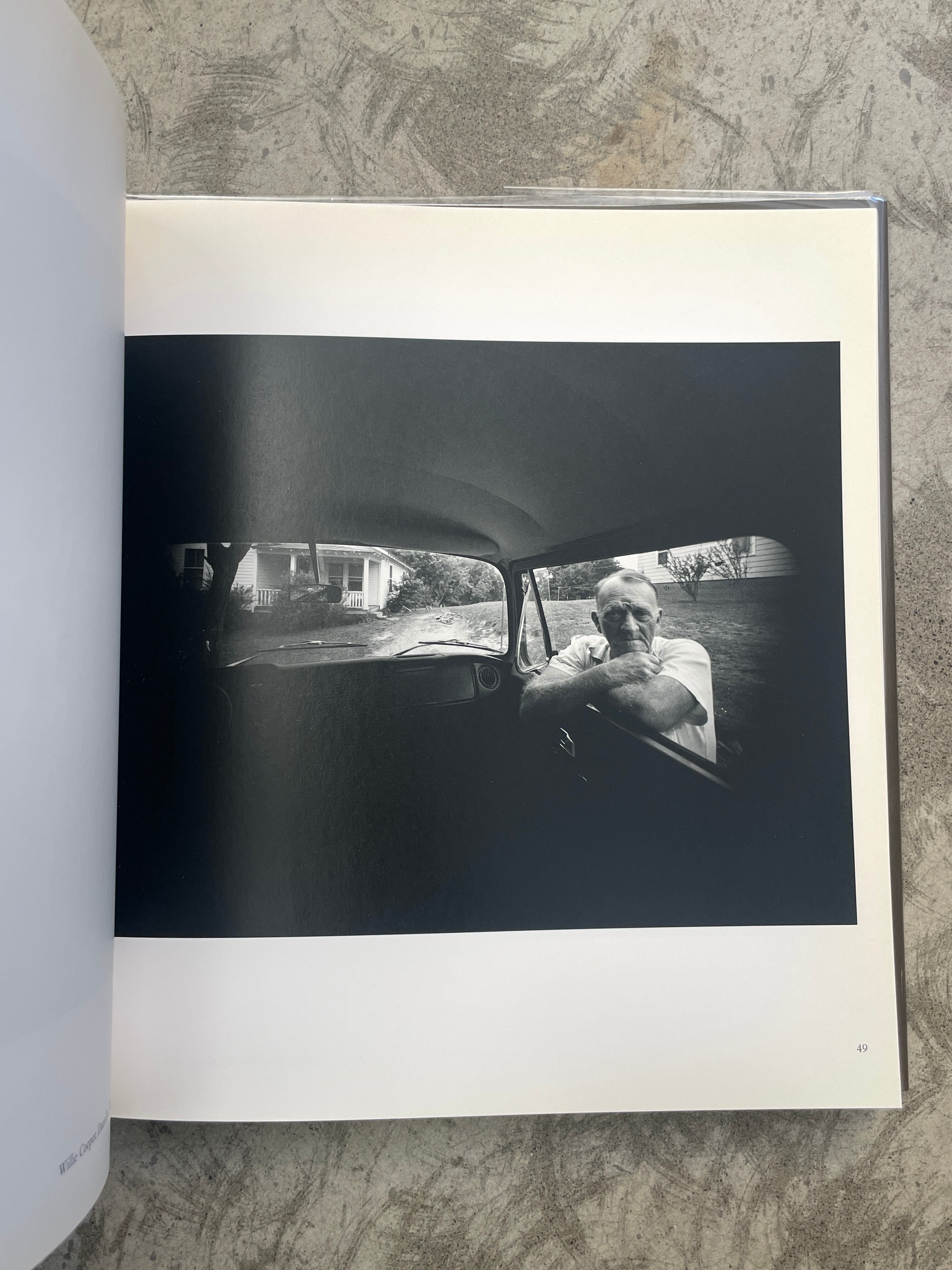 1631 Emmet Gowin: Photographs | 帽子堂