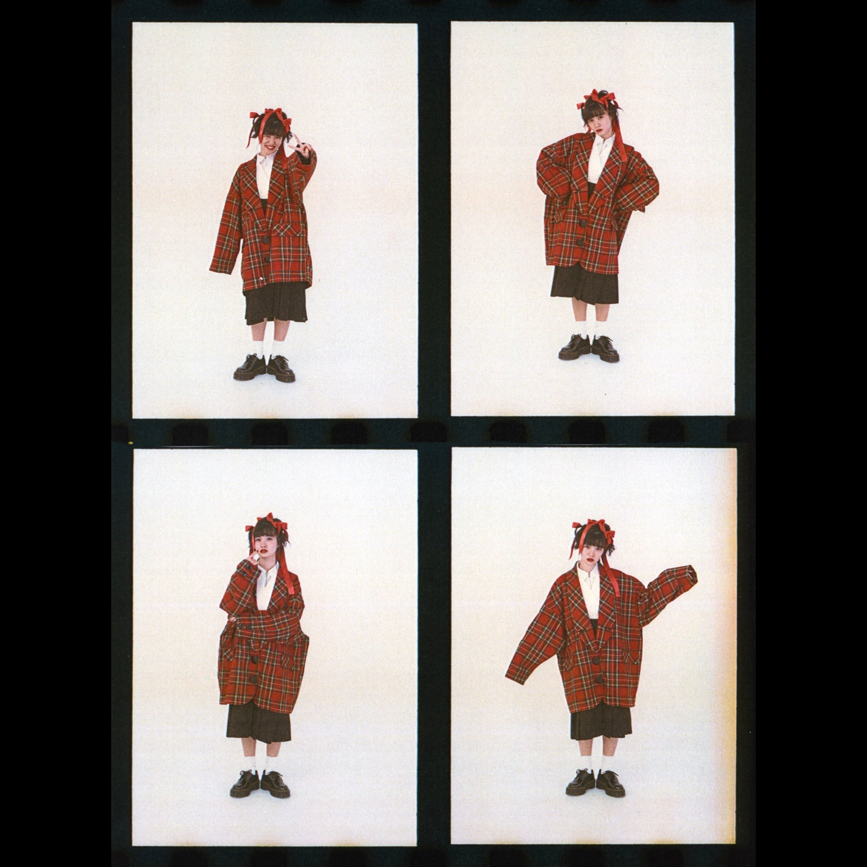 ローラペルジャケット RED