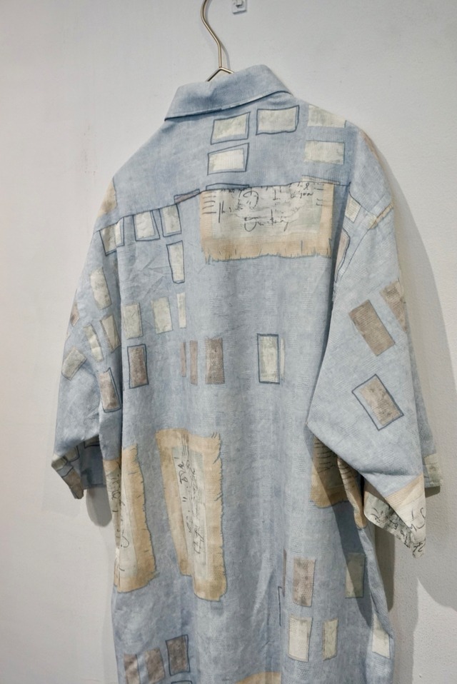unknown s/s shirt