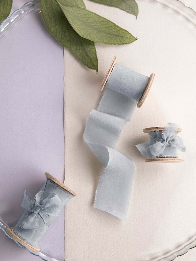  Silk Ribbon  Dusty Blue（手染め手裂きタイプ）　■木製スプール付　ダスティブルー