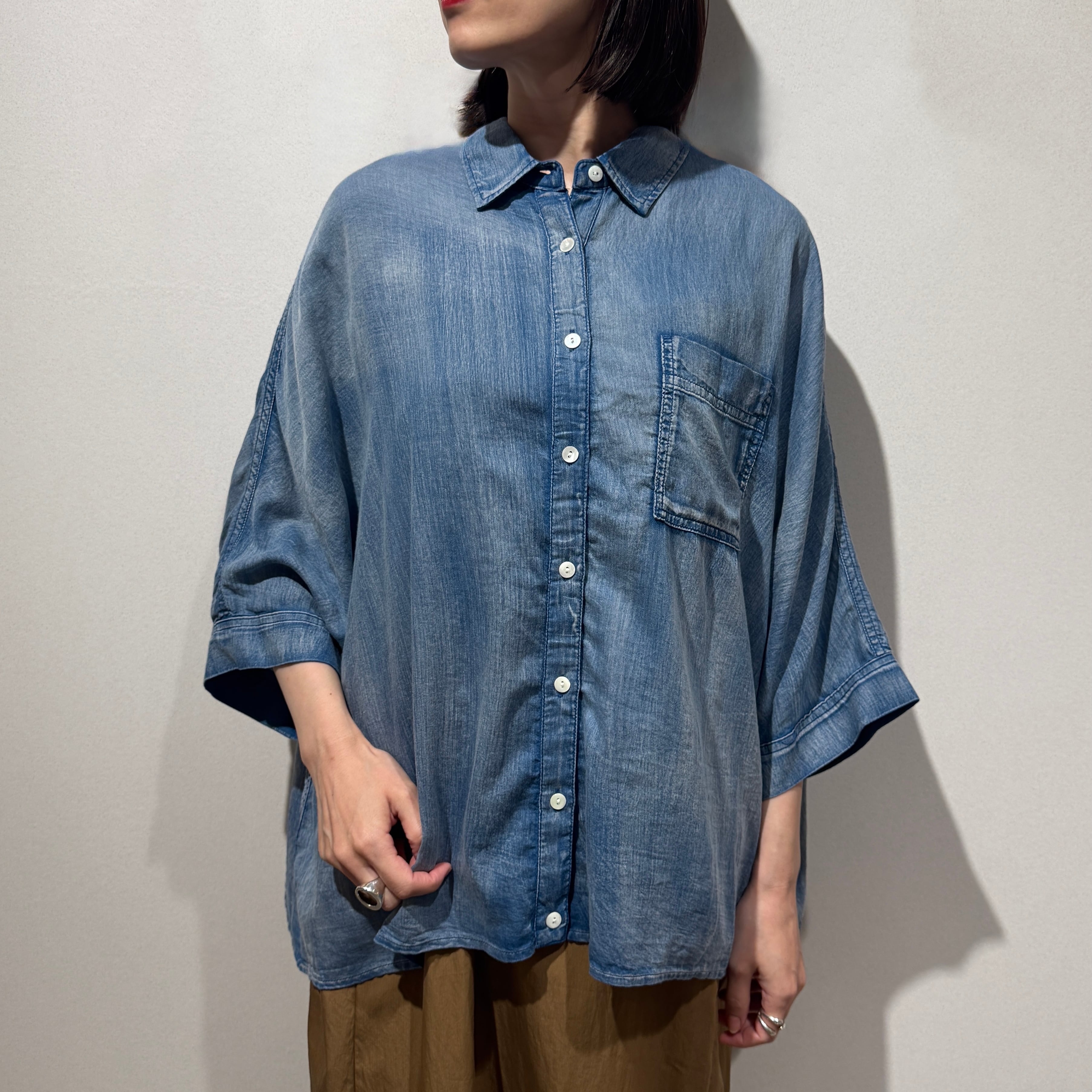 【オンライン限定】シアーデニムドルマンビックシャツ