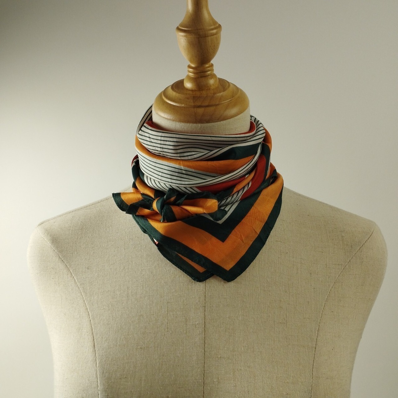 Morsly モースリー　イタリア製 スカーフ アセテート オールド