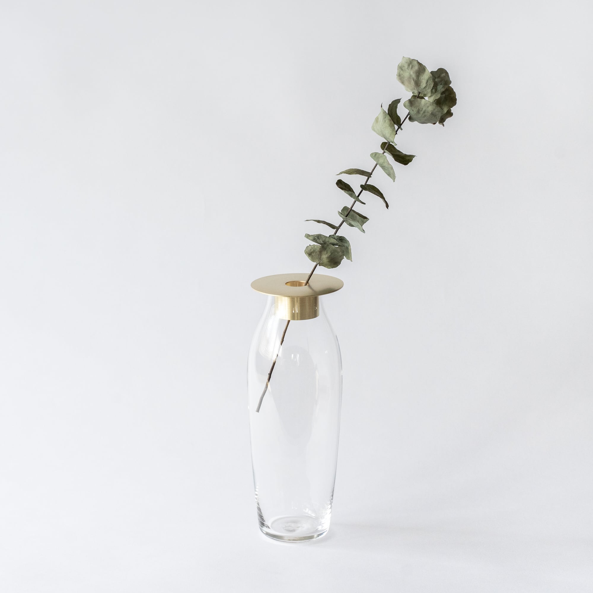 フラワーベース ＜フロー＞  flower vase <flow> / glass and brass