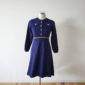 【新品・未使用】韓国ファッション　ネイビーワンピース　ニット生地　