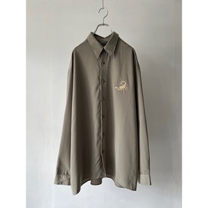 Scorpion embroidered shirt
