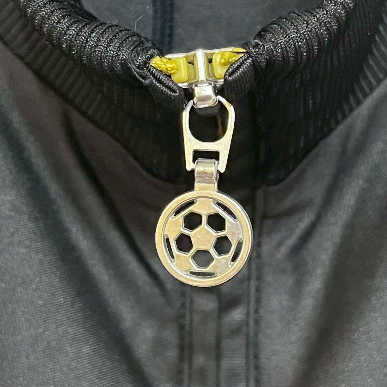 adidas アディダス トラックジャケット M 刺繍ロゴ ACミラン | 古着屋