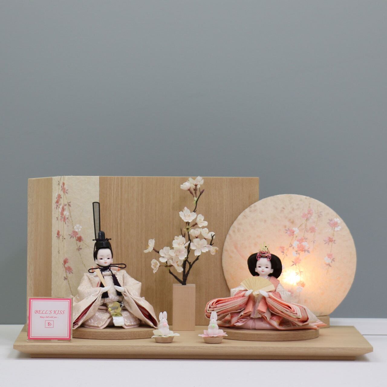ピーカブーひな人形 ベルズキッスシリーズ 親王飾り 【月にしだれ桜】 ひな人形|雛人形|桜|丸型照明|和モダン