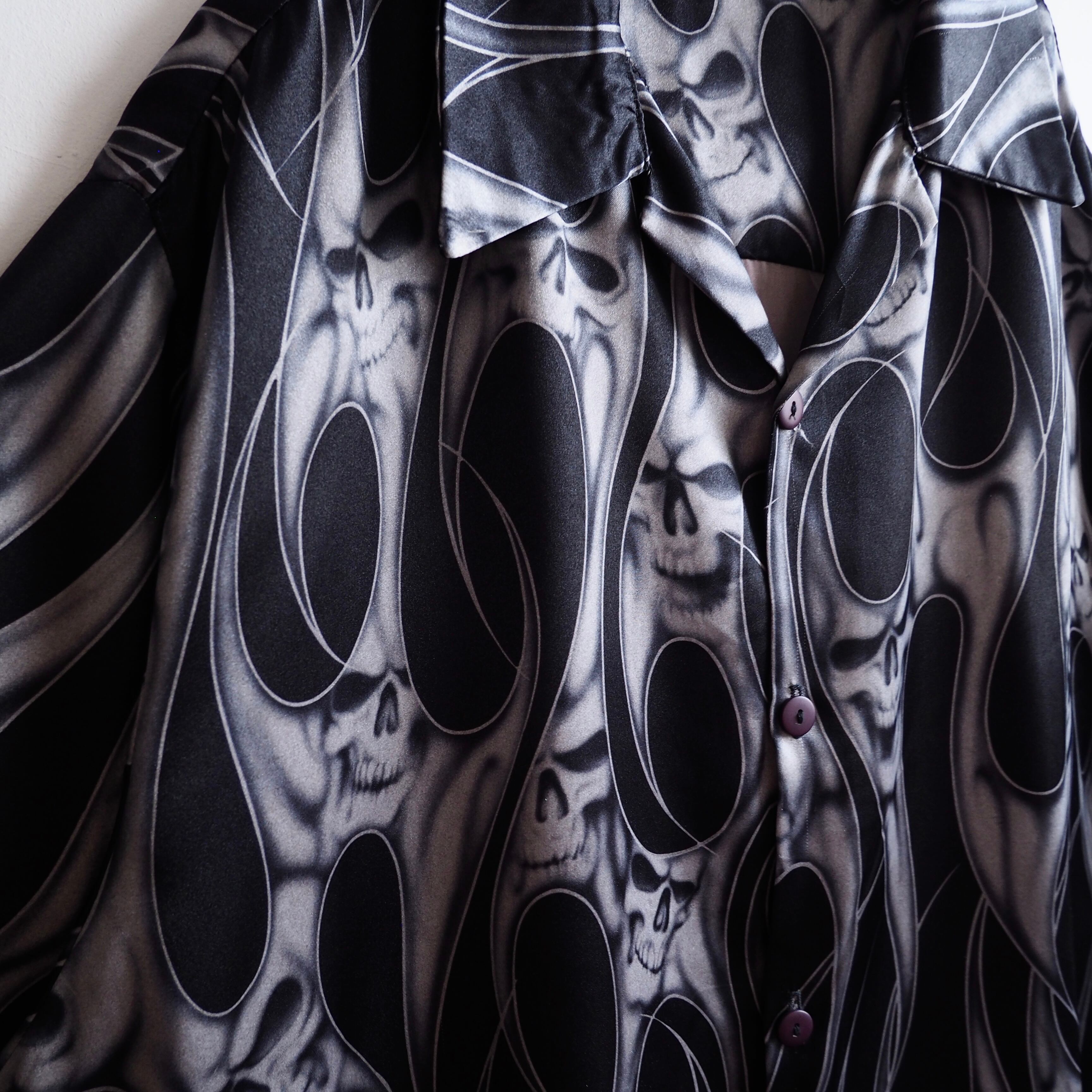 1990s Skull flame Design vintage loose SS Open collar shirt (made inUsa)