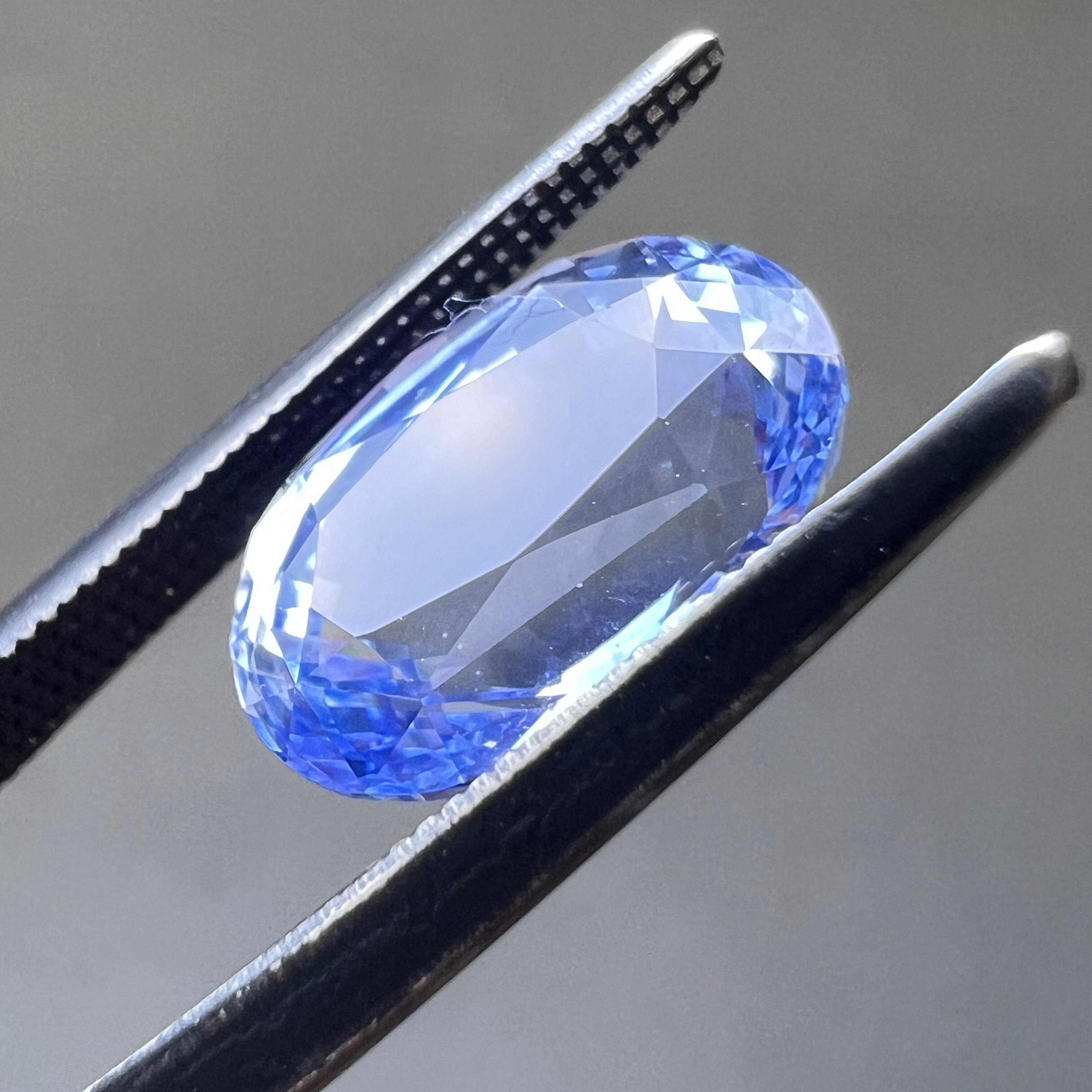 日独鑑別】非加熱サファイア 4.712ct 11.34mm×8.05mm オーバルカット 