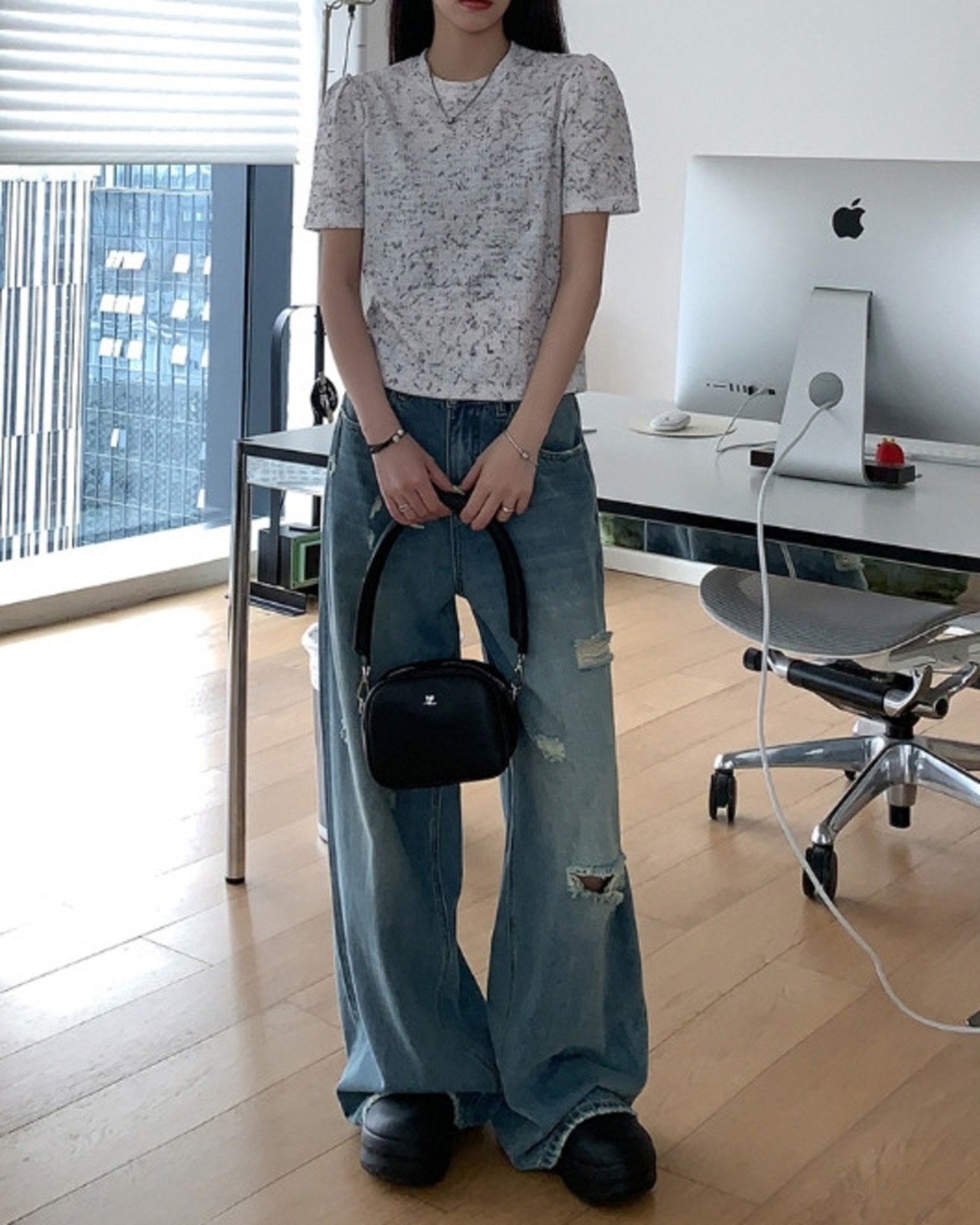 パフスリーブクルーネックTシャツ A1064 - 4