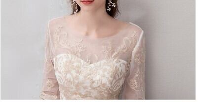 エレガント ウエディングドレス 高級刺繍 エンパイ アライン