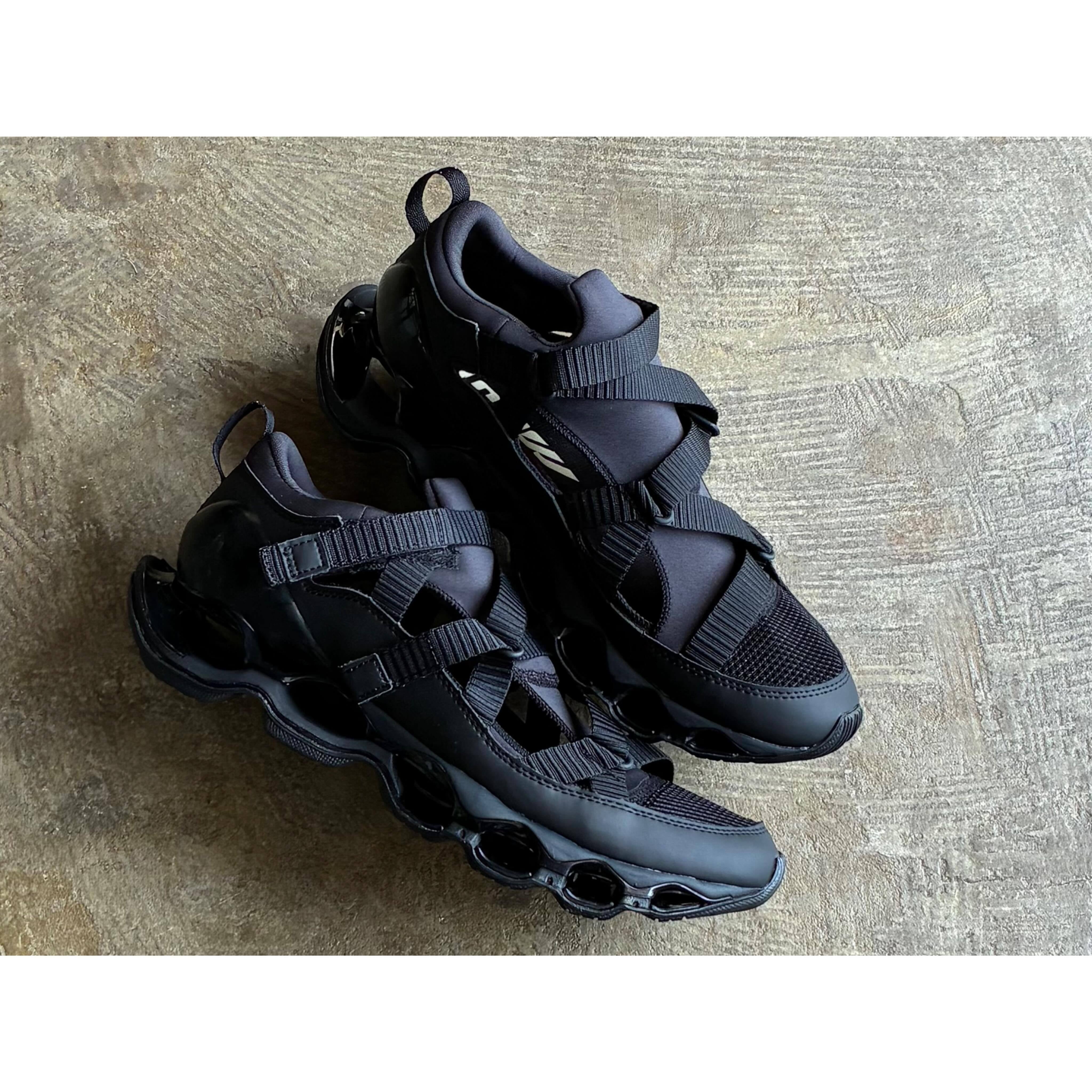 MIZUNO(ミズノ) WAVE PROPHECY STRAP Black | AUTHENTIC Life Store
