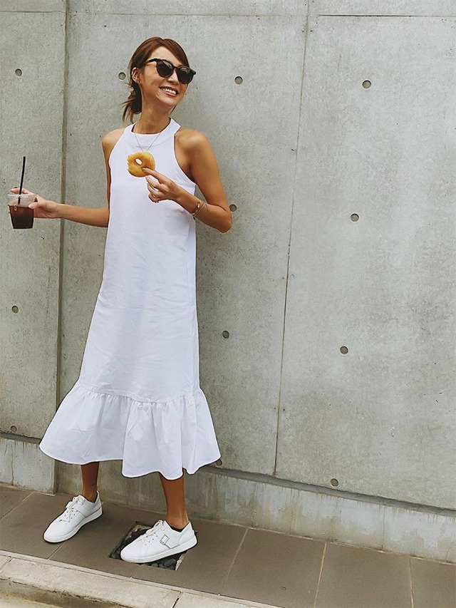 リゾートに ロングワンピース フリル ホルター シンプル