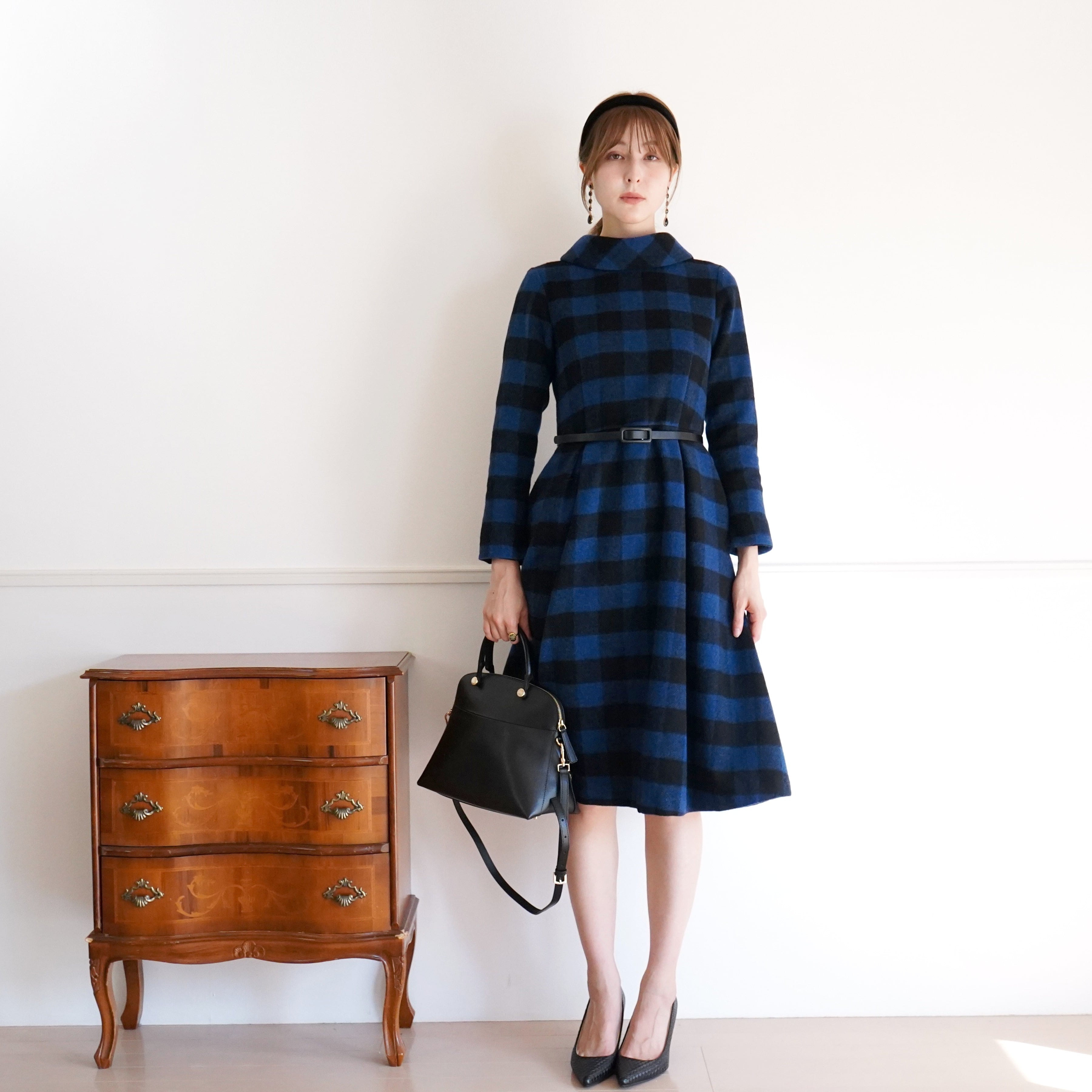 Winter check roll collar dress 冬のチェックロールカラーワンピース