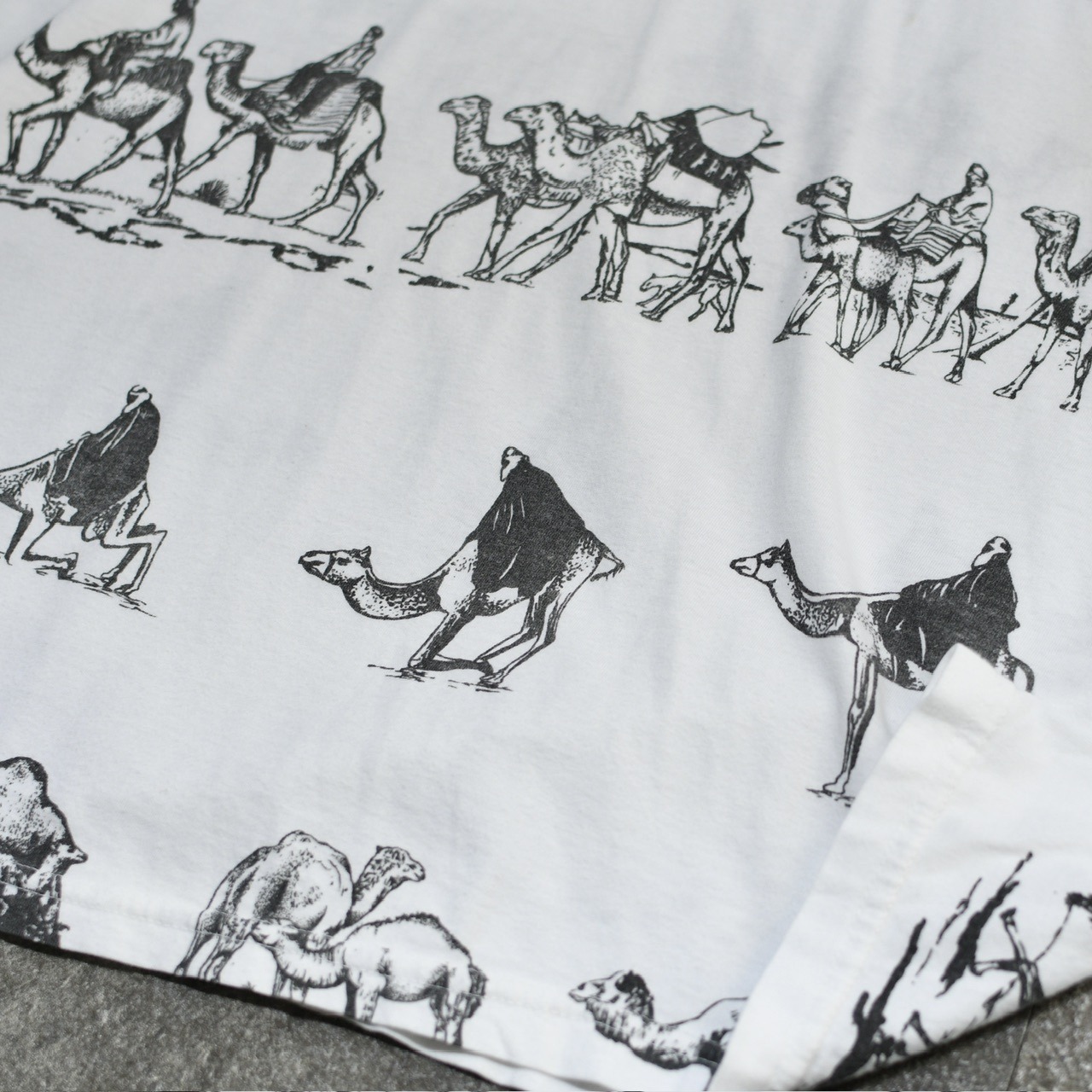 CAMEL pattern print tee