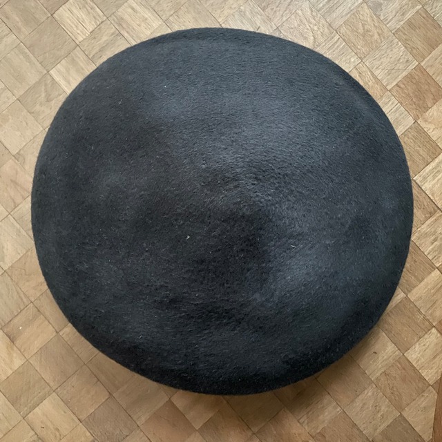 Poland Velour Beret Charcoal gray