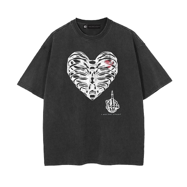 【A Good Bad Influence】HEARTACHE T-SHIRT