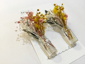 【ピアス変更可能】kaaccch ミニ花瓶イヤリング