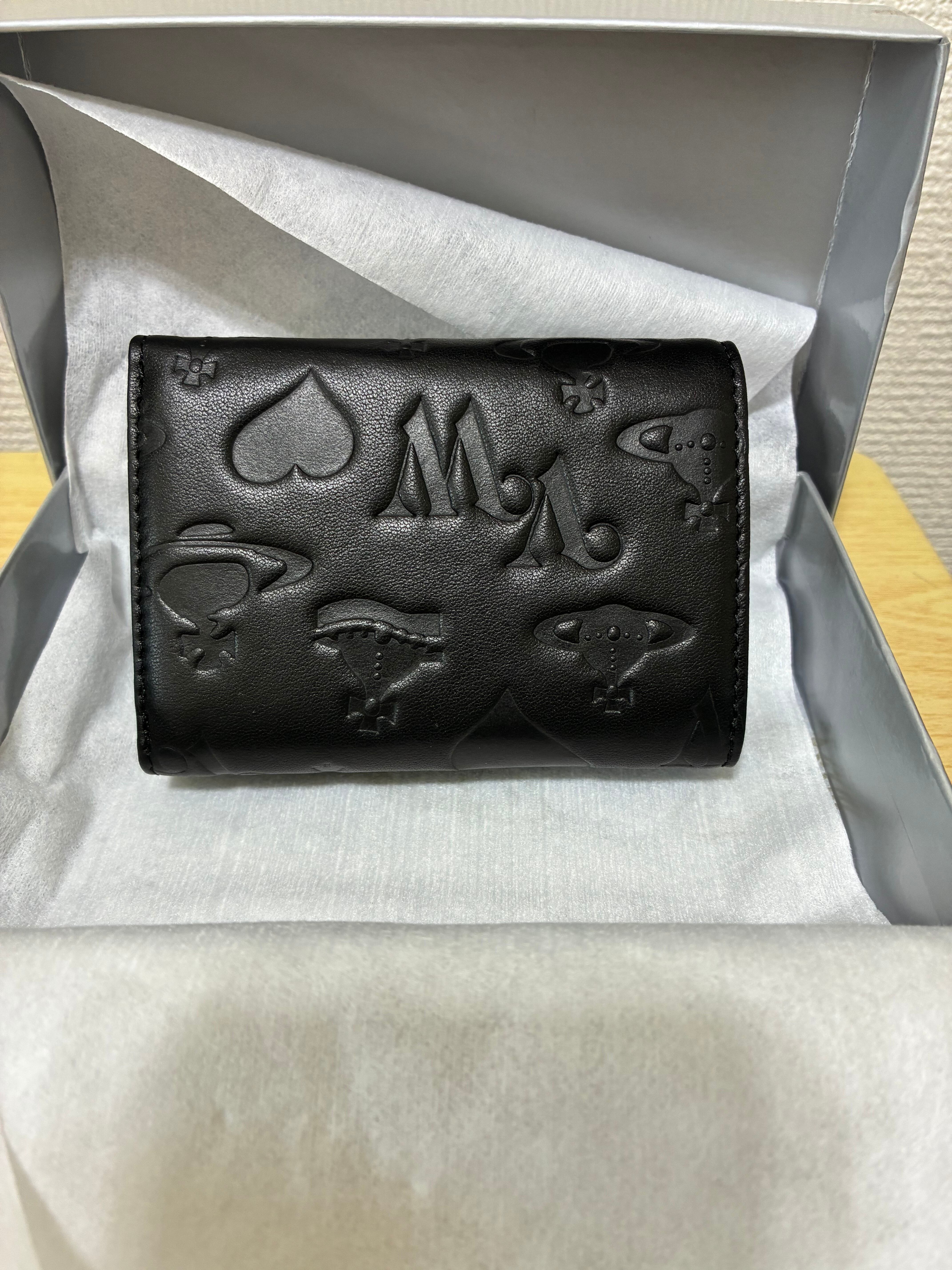 Vivienne Westwood ヴィヴィアンウエストウッド 三つ折り財布 ブラック