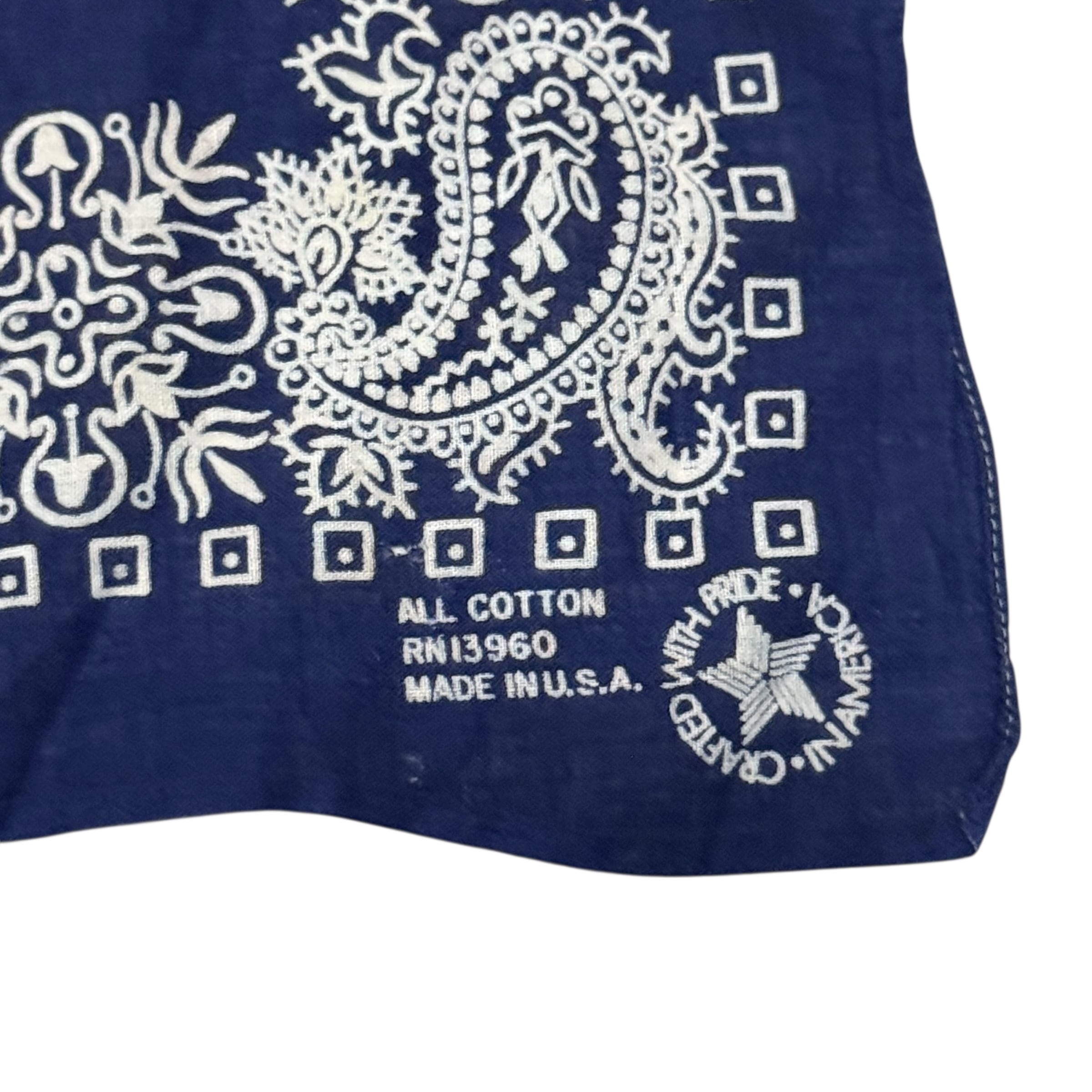 ジェイアダムス着用 VINTAGE Bandana cross Paisley navy made in USA