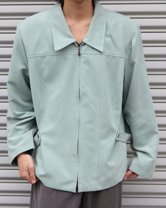 Coloring detail zip blouson