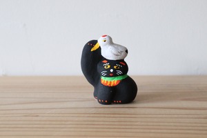 habotan　ツル乗せ黒招き猫