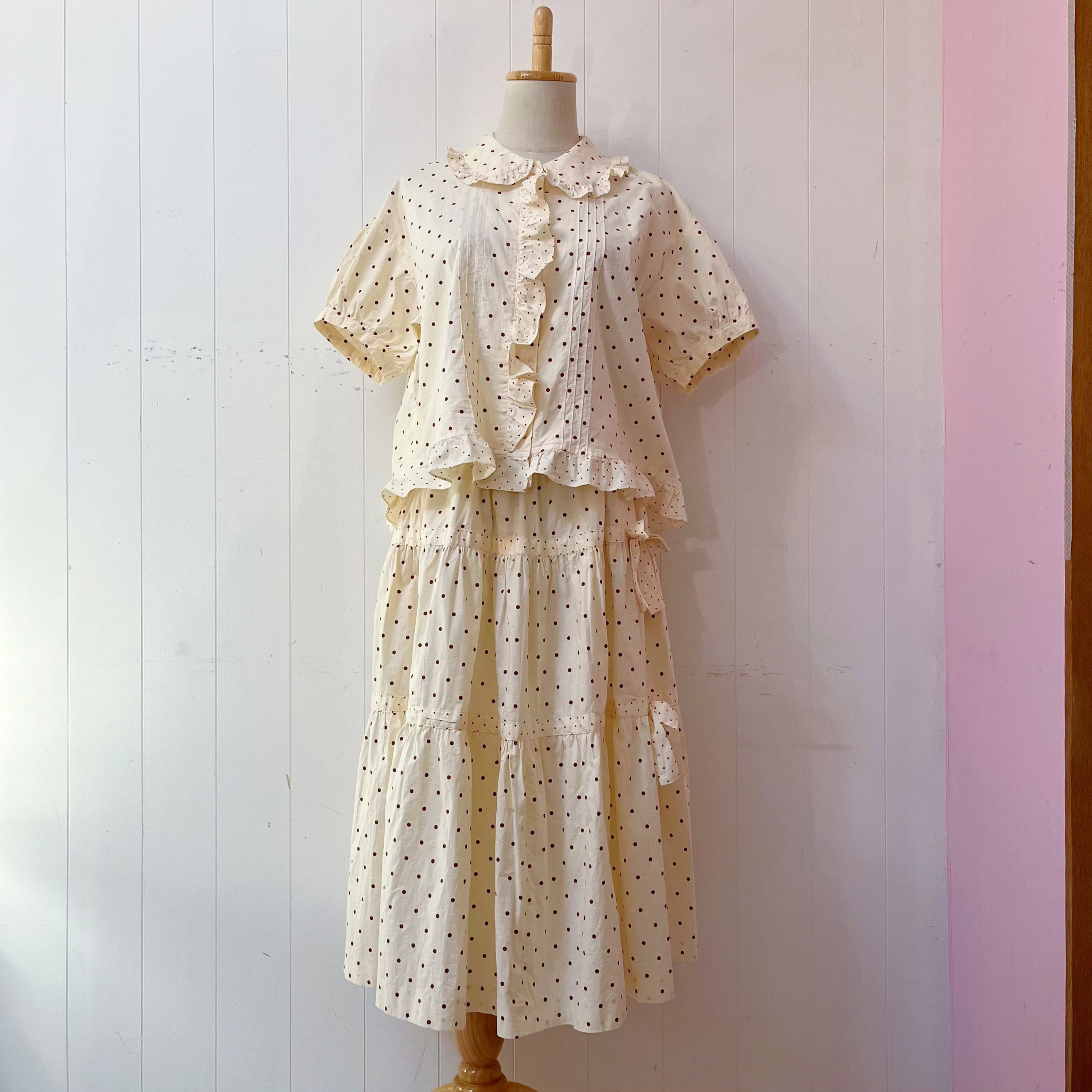 cream brown dot blouse & skirt set up