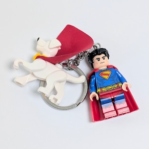 ★ブロックフィギュアキーホルダー★【 Superman 】『 スーパーマン&クリプト 』スーパーマン / スーパードッグ / DCコミックス〚アメリカン雑貨 アメトイ〛