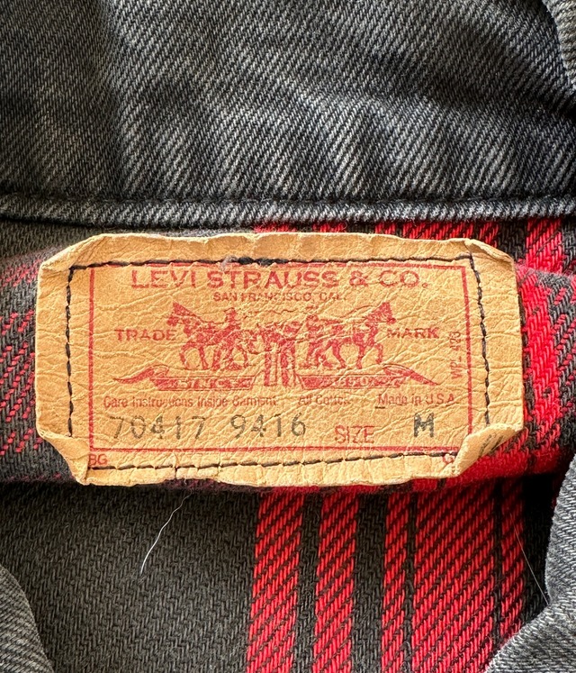 -Levi's- Vintage 80s M 70417 Black Denim Jacket made in USA