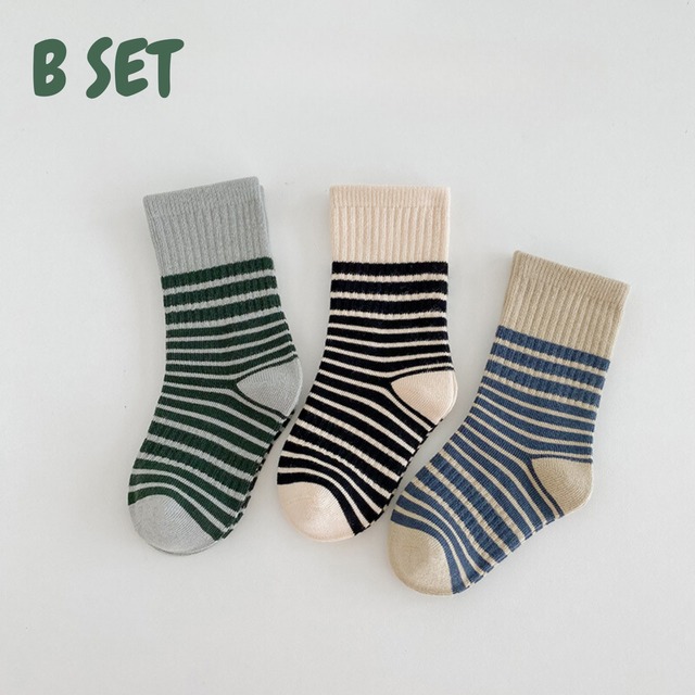 【即納】 ボーダーのクルーソックス 3足セット