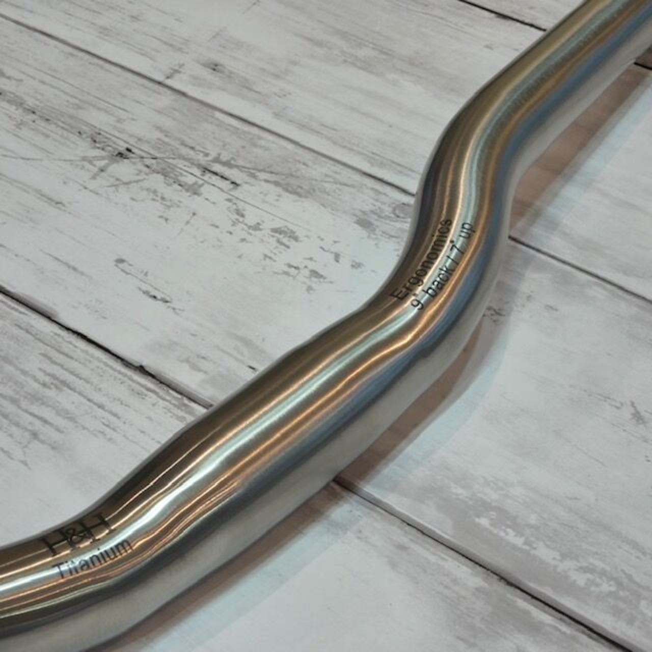 H&H Titanium Ergonomics Lowrisebar【チタンカラー】