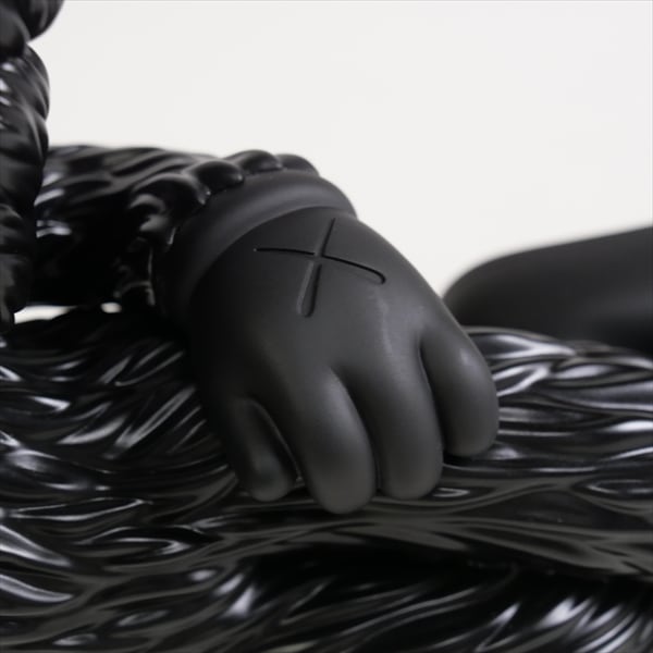 KAWS TIME OFF BLACK medicom toy カウズ タイム KAWS time off black