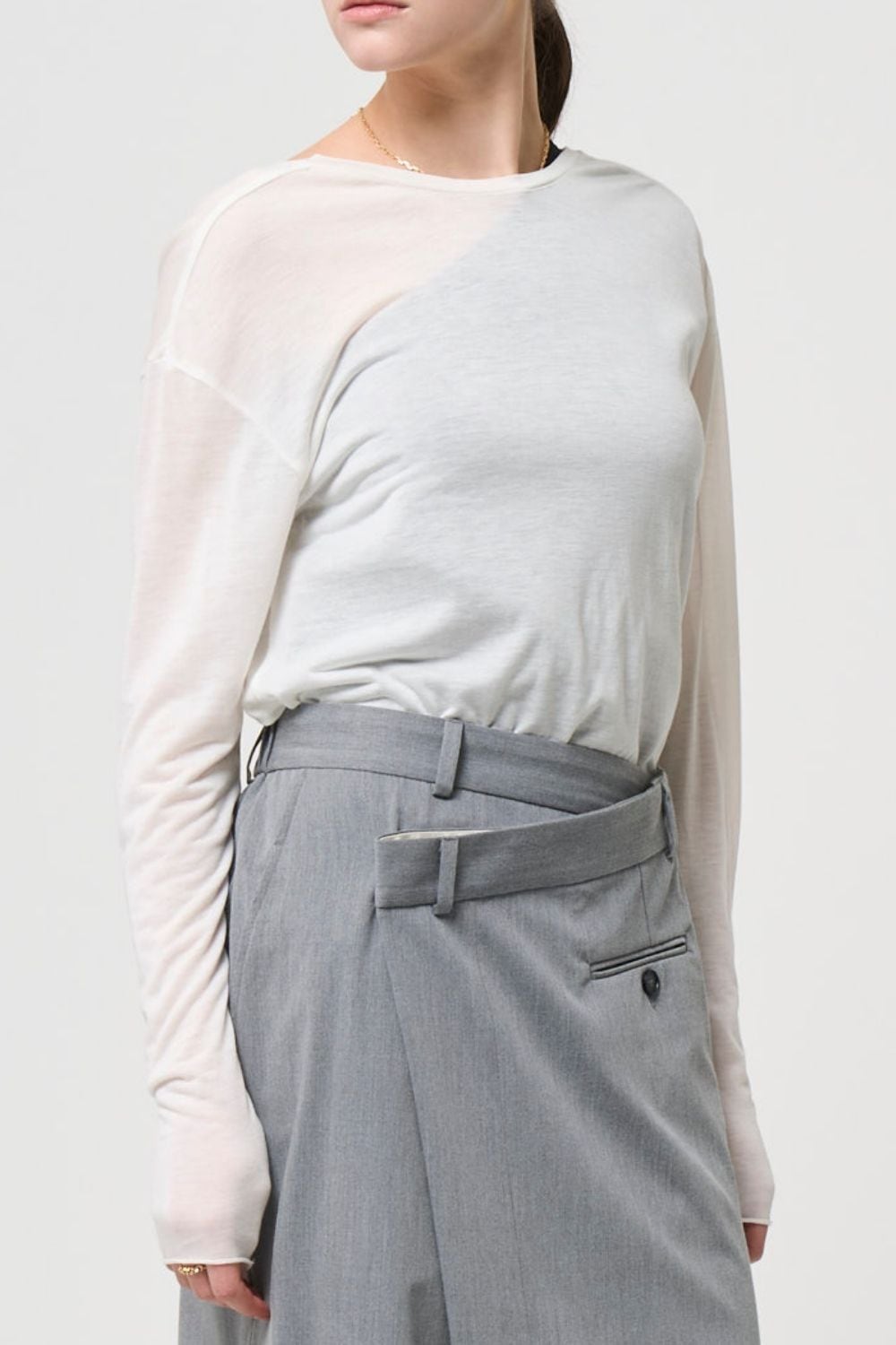 残りわずか 2way Sheer back open T-shirt - WHITE | seven dot