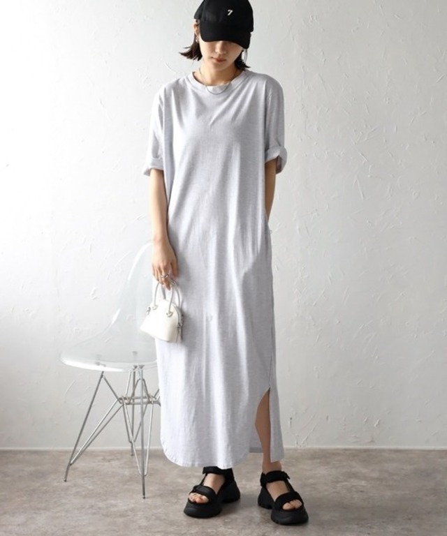 ロゴTシャツリラクシーワンピ