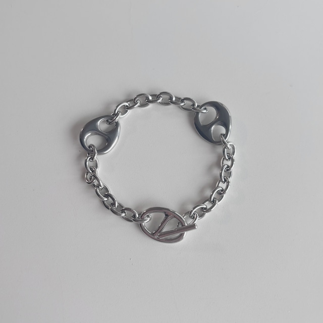 Tab Chain Bracelet