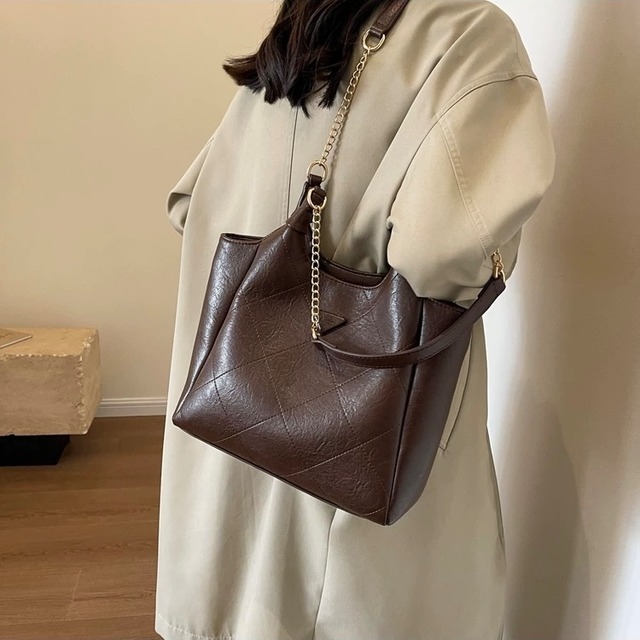 クラシックチェーン・レザートート　PA00146