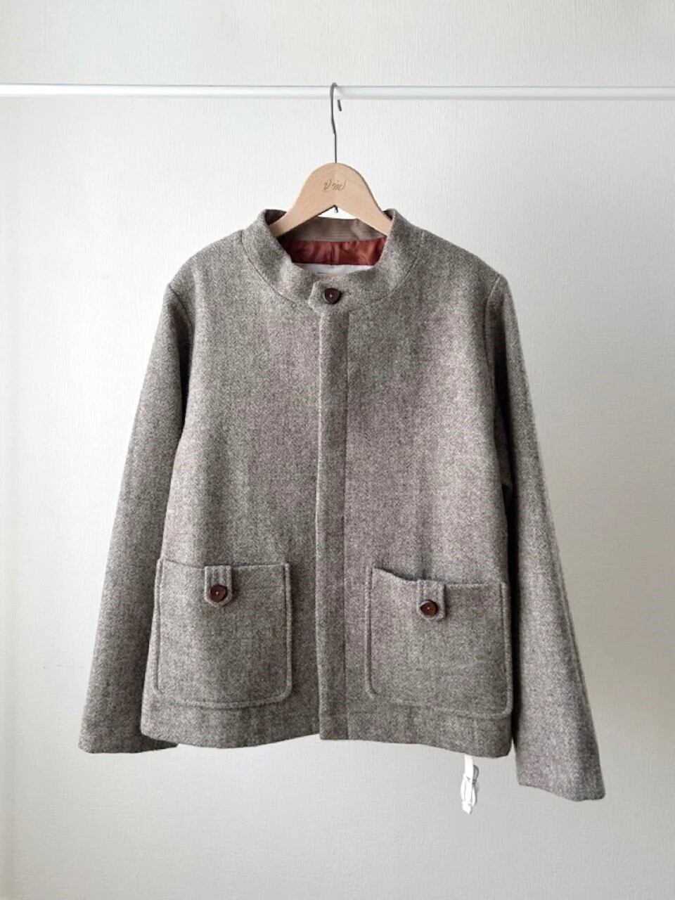 vm ：ウールヘリンボーンスタンドカラージャケット | Blanco