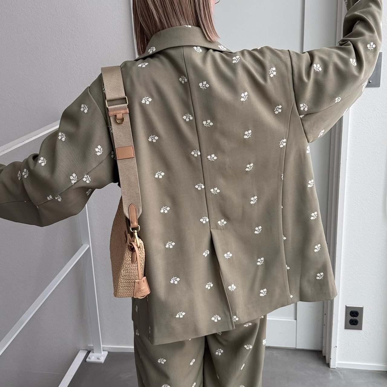 ミニフラワー刺繍オーバーJK/ピスタチオ