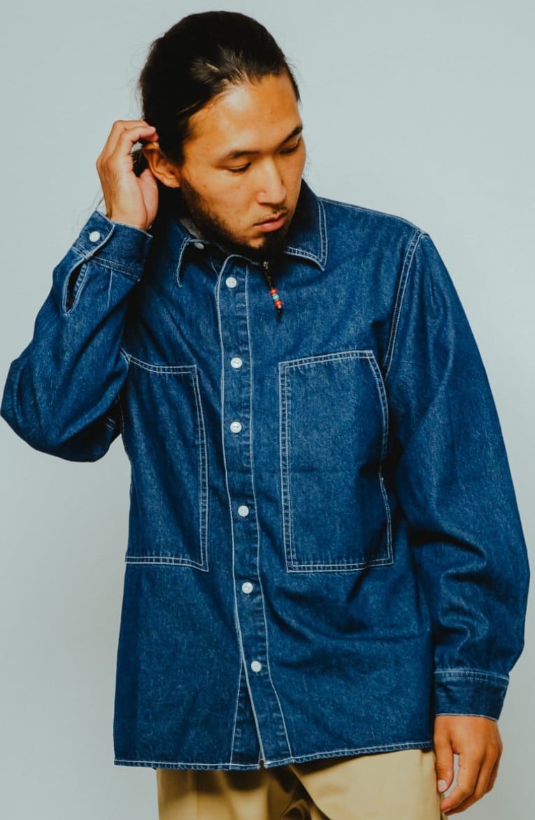 BIGMIKE/デニムシャツ￥9,000(9,900)