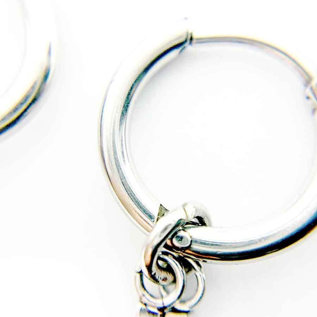 シンプルダブルスティックフープピアス