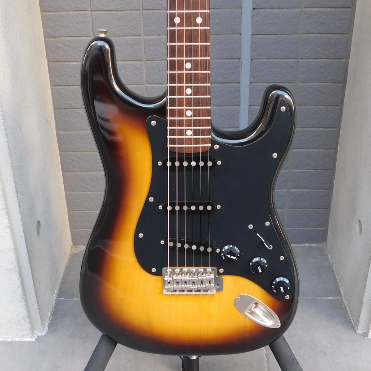 中古 FERNANDES フェルナンデス FST-65T 石ロゴ ギグバック付き | マルヤ