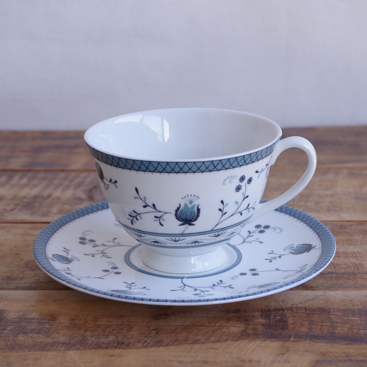 アンティーク＆ヴィンテージ | Flohmarkt フローマルクト