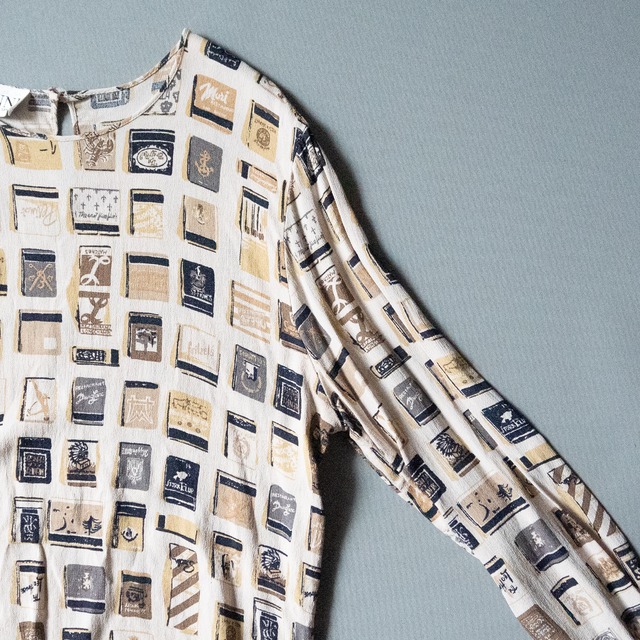 "GIANNI SPORT" used Monogram blouse