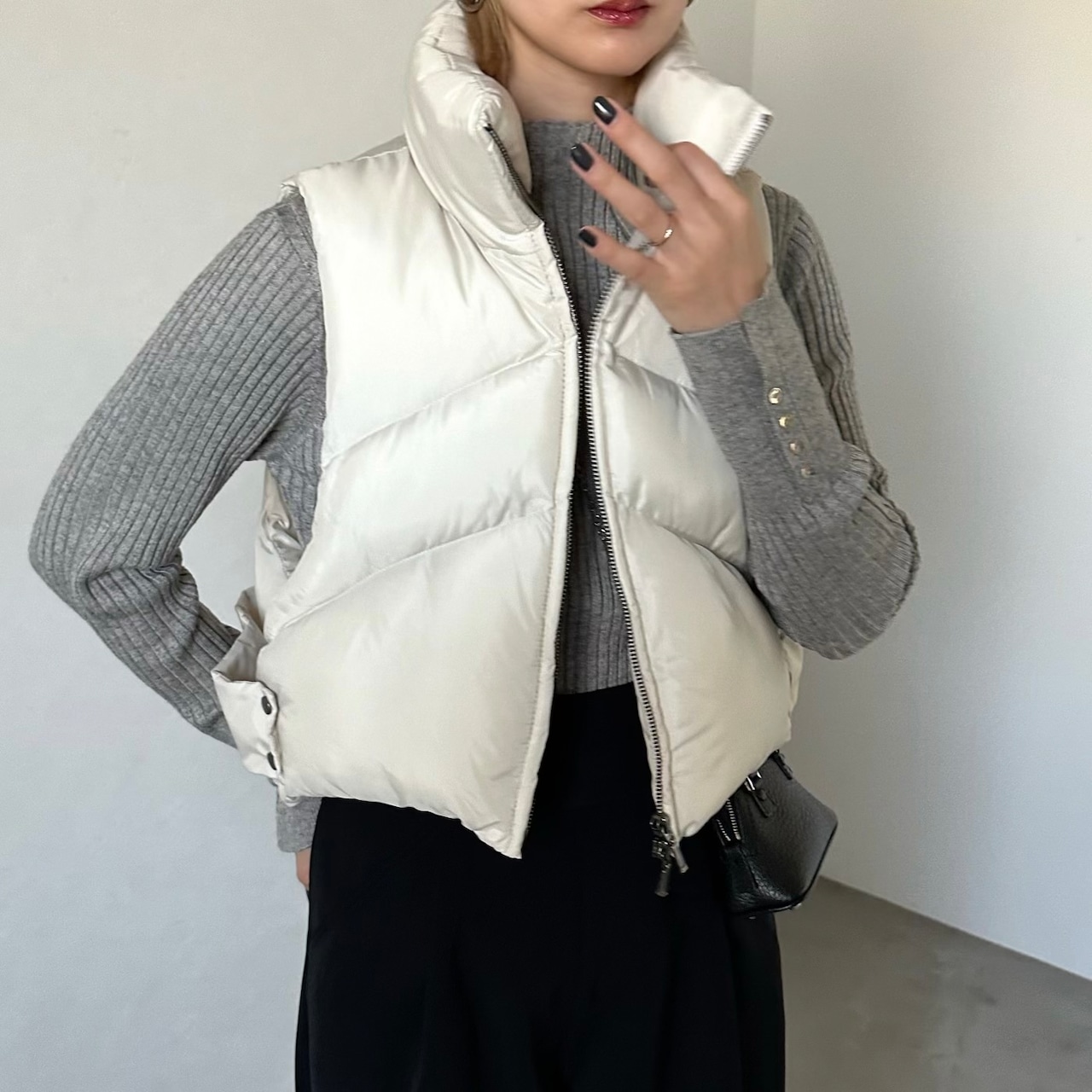 short down vest/ecru